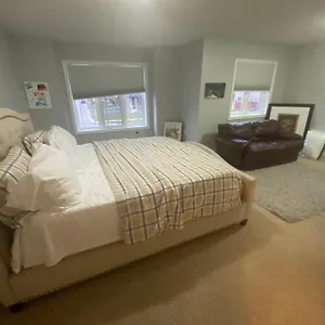 https://peacefully-redifined.niagara-fallshotels.com